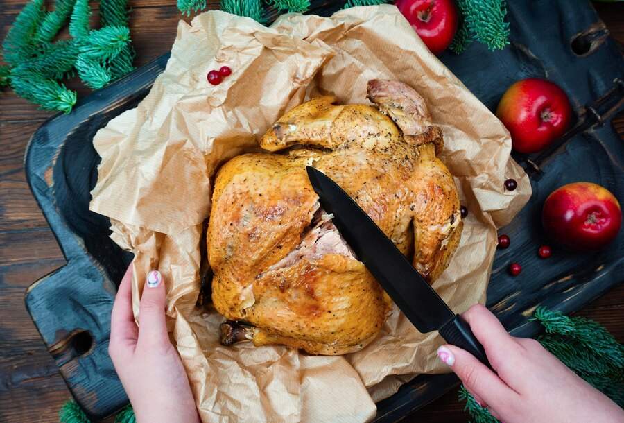 How to Cook a Whole Chicken in an Air Fryer? Easy Steps