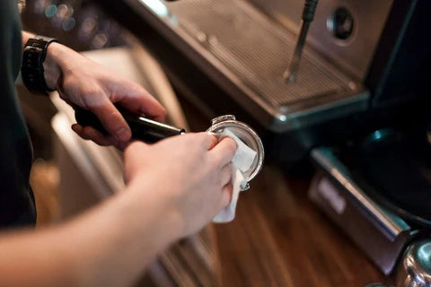 The Ultimate Guide to Cleaning Your Coffee Machine