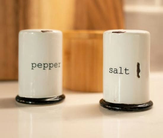 Is there a difference between salt and pepper grinders