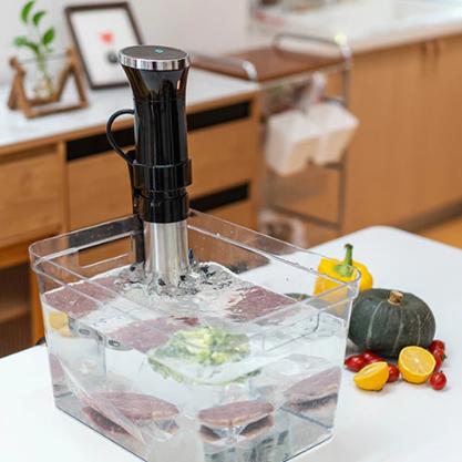 Sous vide vs slow cooker